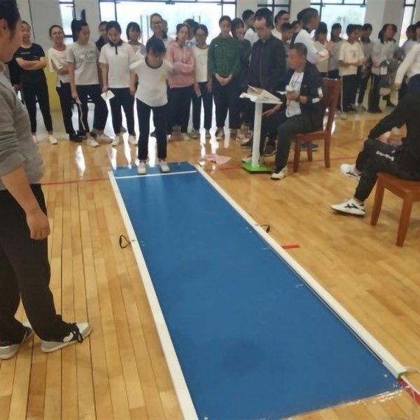 中考体育设备 立定跳远测试设备 学生体测器材 领康体育厂